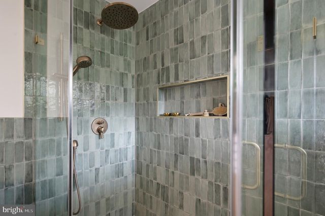 6124 BEACHWAY DR, Falls Church, VA 22041