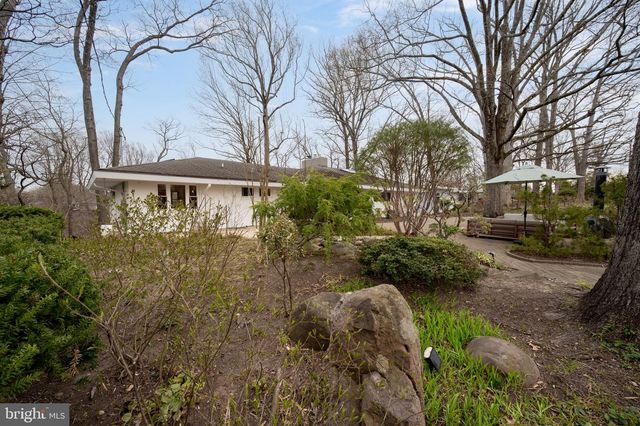 6124 BEACHWAY DR, Falls Church, VA 22041