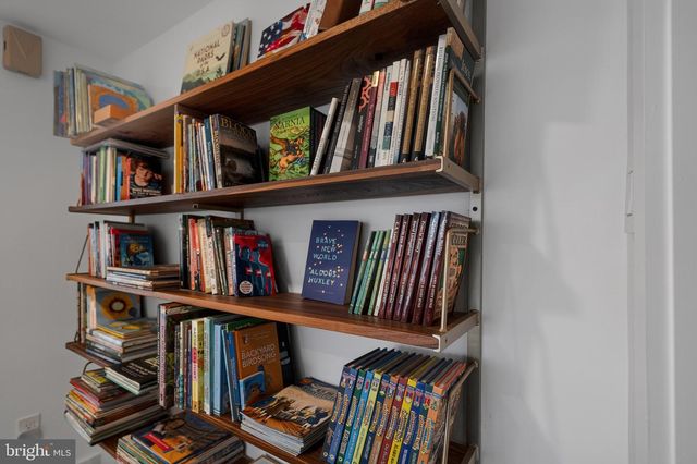 6124 BEACHWAY DR, Falls Church, VA 22041