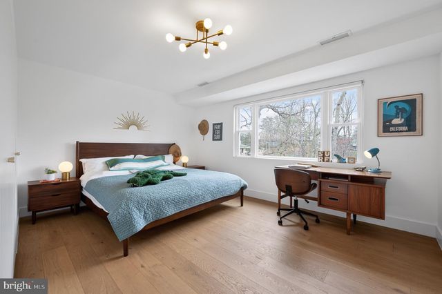 6124 BEACHWAY DR, Falls Church, VA 22041