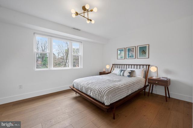 6124 BEACHWAY DR, Falls Church, VA 22041