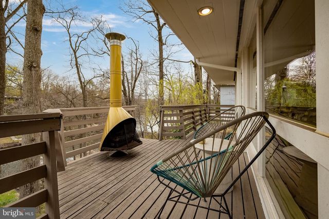 6124 BEACHWAY DR, Falls Church, VA 22041