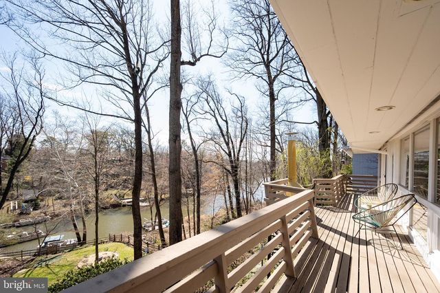 6124 BEACHWAY DR, Falls Church, VA 22041