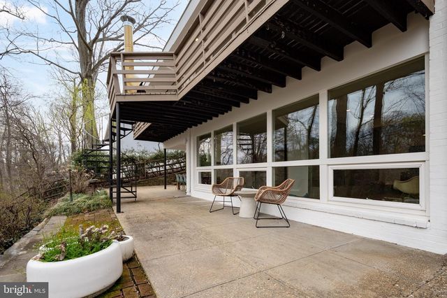 6124 BEACHWAY DR, Falls Church, VA 22041