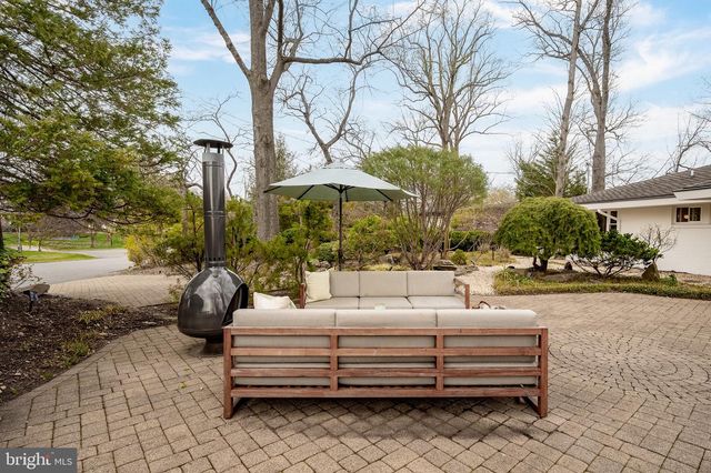 6124 BEACHWAY DR, Falls Church, VA 22041