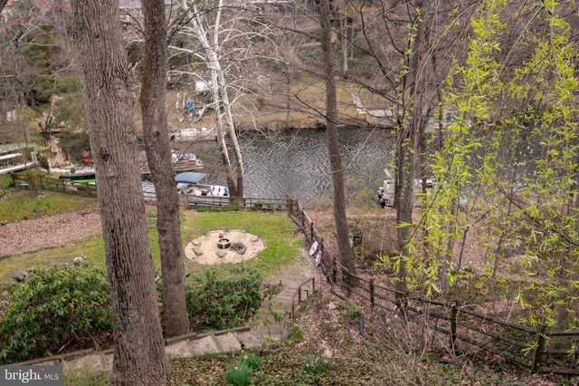 6124 BEACHWAY DR, Falls Church, VA 22041