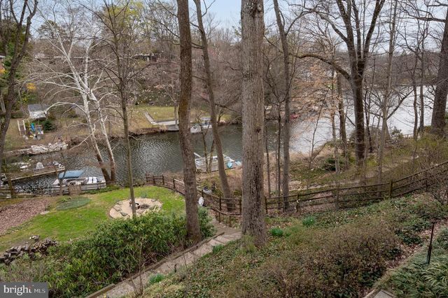 6124 BEACHWAY DR, Falls Church, VA 22041