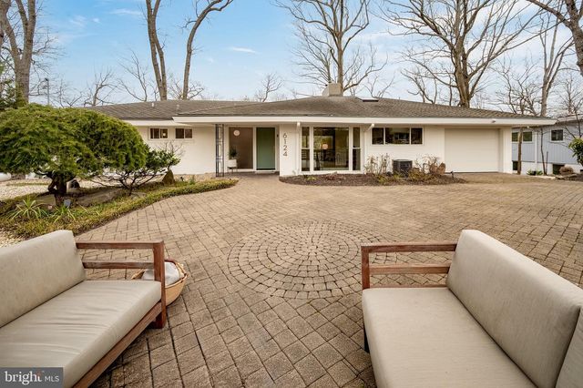 6124 BEACHWAY DR, Falls Church, VA 22041