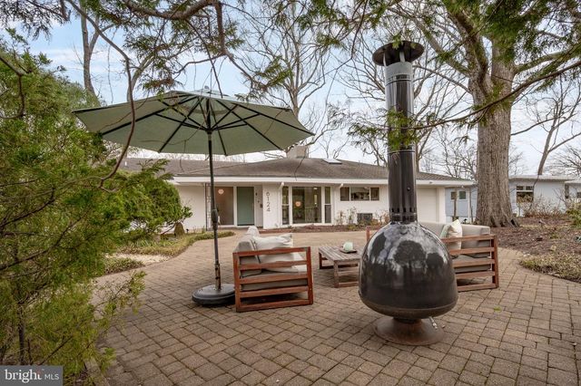 6124 BEACHWAY DR, Falls Church, VA 22041