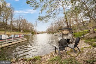 6124 BEACHWAY DR, Falls Church, VA 22041