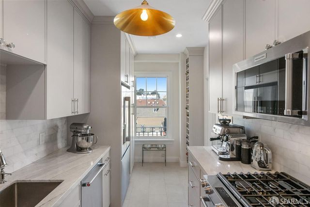 2999 California Street 602, San Francisco, CA 94115