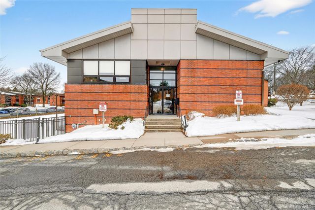 16 Charles Lane 1B, Pomona, NY 10970