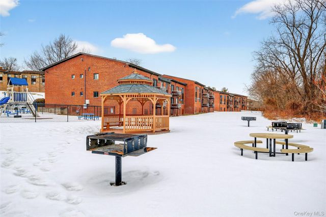 16 Charles Lane 1B, Pomona, NY 10970