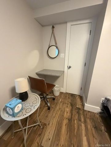 47 E Penn Street Lower, Long Beach, NY 11561