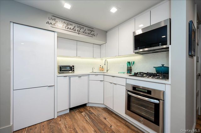 47 E Penn Street Lower, Long Beach, NY 11561
