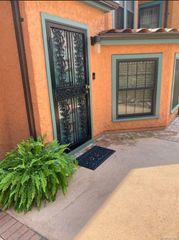 47 E Penn Street Lower, Long Beach, NY 11561