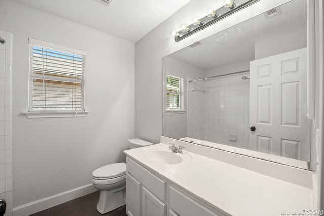 208 Roadrunner, New Braunfels, TX 78130