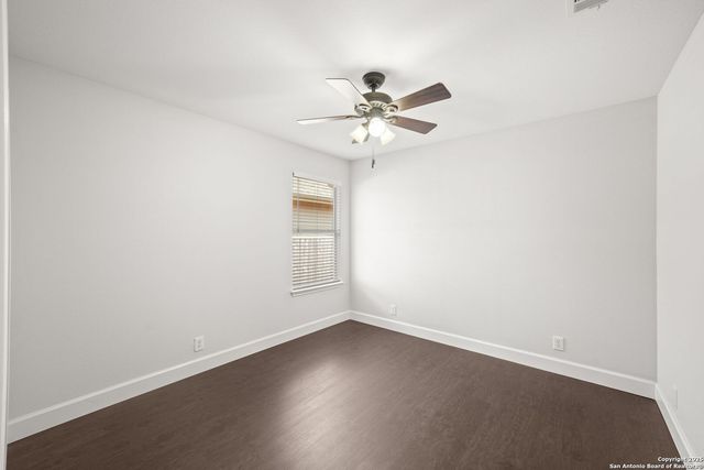 208 Roadrunner, New Braunfels, TX 78130