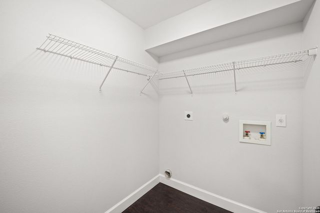 208 Roadrunner, New Braunfels, TX 78130