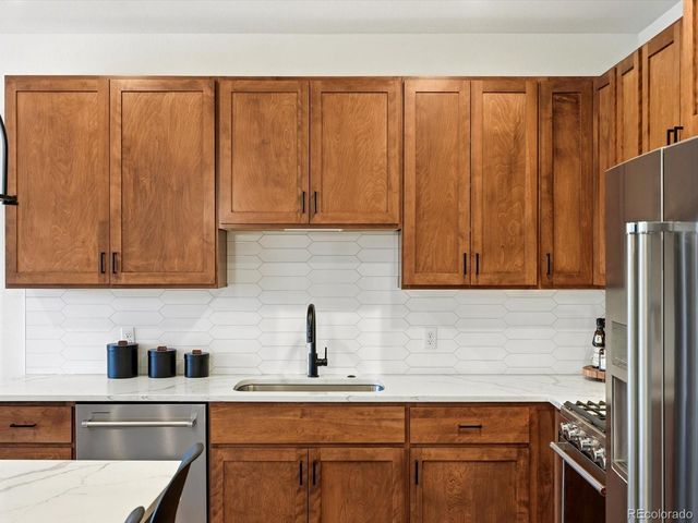 15 Adventure Avenue, Fraser, CO 80442