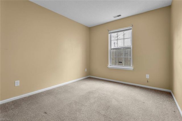 218 Old Bridge CT, Newport News, VA 23608