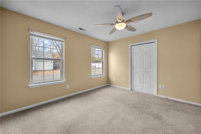 218 Old Bridge CT, Newport News, VA 23608