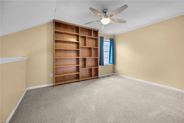 218 Old Bridge CT, Newport News, VA 23608