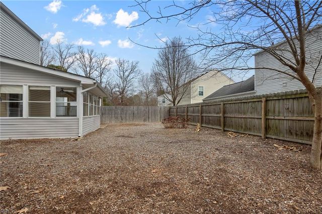 218 Old Bridge CT, Newport News, VA 23608