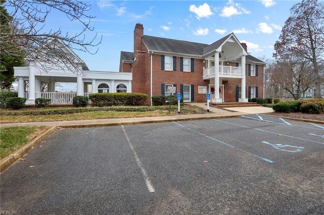 218 Old Bridge CT, Newport News, VA 23608