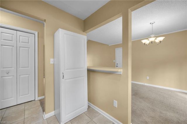 218 Old Bridge CT, Newport News, VA 23608