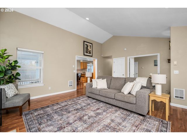 504 DEAN Ave, Eugene, OR 97404