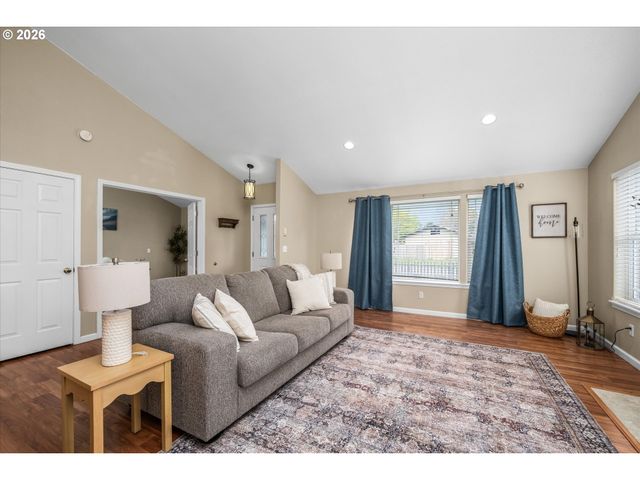 504 DEAN Ave, Eugene, OR 97404