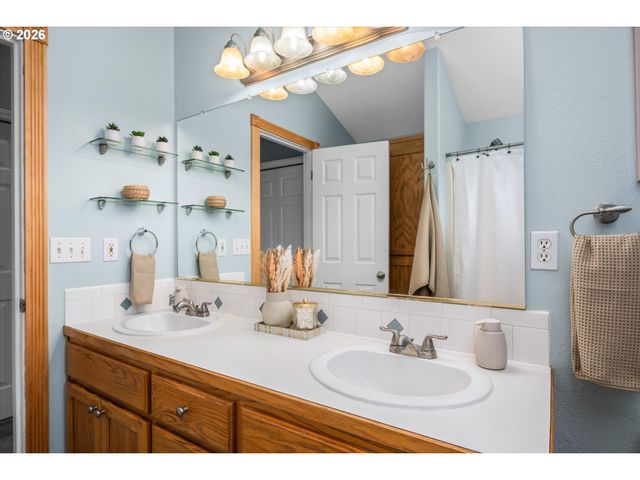 504 DEAN Ave, Eugene, OR 97404