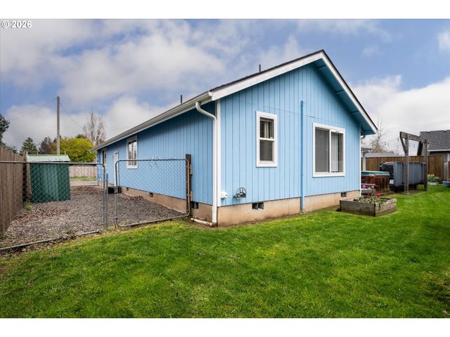 504 DEAN Ave, Eugene, OR 97404