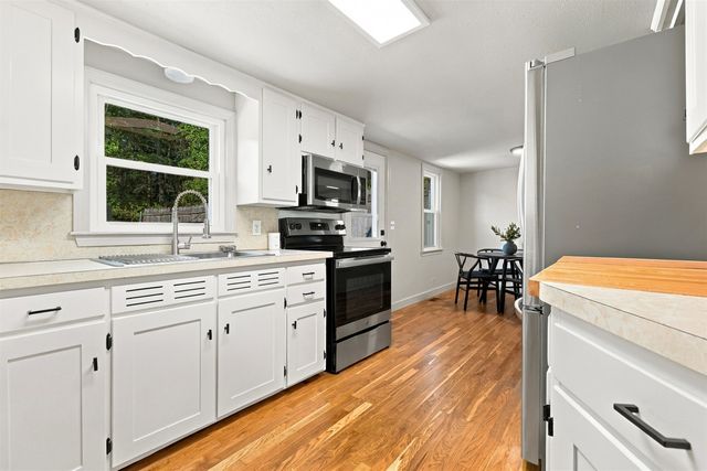 271 High Range Road, Londonderry, NH 03053