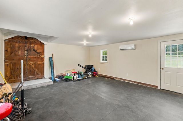 271 High Range Road, Londonderry, NH 03053