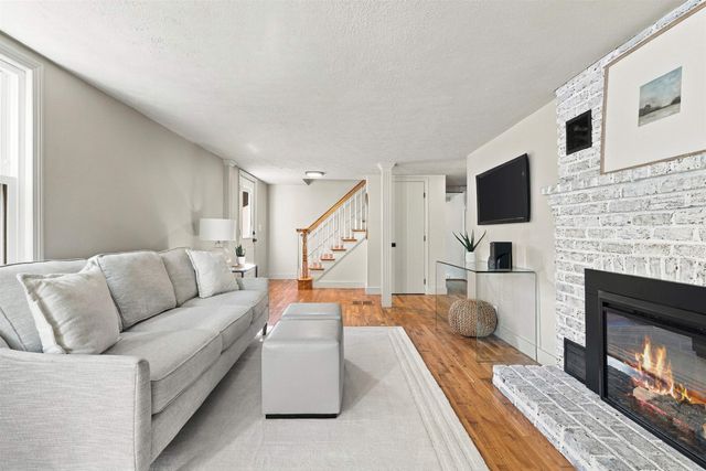 271 High Range Road, Londonderry, NH 03053