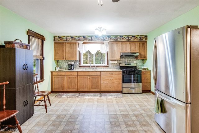 4007 Durst Clagg Road, Cortland, OH 44410