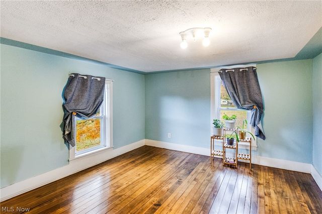 4007 Durst Clagg Road, Cortland, OH 44410