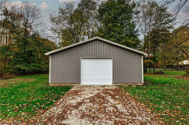 4007 Durst Clagg Road, Cortland, OH 44410