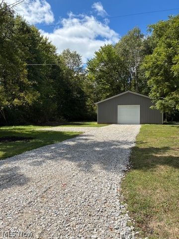 4007 Durst Clagg Road, Cortland, OH 44410