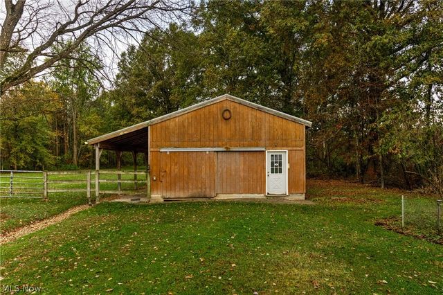 4007 Durst Clagg Road, Cortland, OH 44410