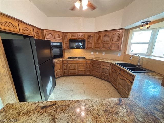 5140 Edna Avenue, Las Vegas, NV 89146