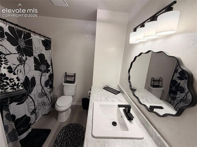 4032 Valley Drive B, Pueblo, CO 81008