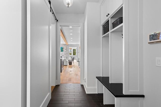 6505 Hawks Pointe Lane, Excelsior, MN 55331