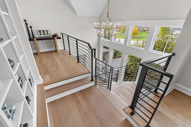 6505 Hawks Pointe Lane, Excelsior, MN 55331