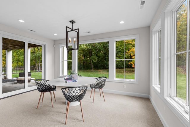 6505 Hawks Pointe Lane, Excelsior, MN 55331