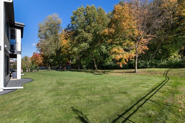 6505 Hawks Pointe Lane, Excelsior, MN 55331