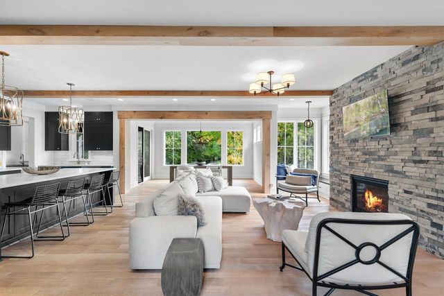 6505 Hawks Pointe Lane, Excelsior, MN 55331