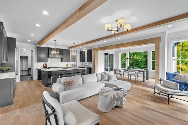 6505 Hawks Pointe Lane, Excelsior, MN 55331